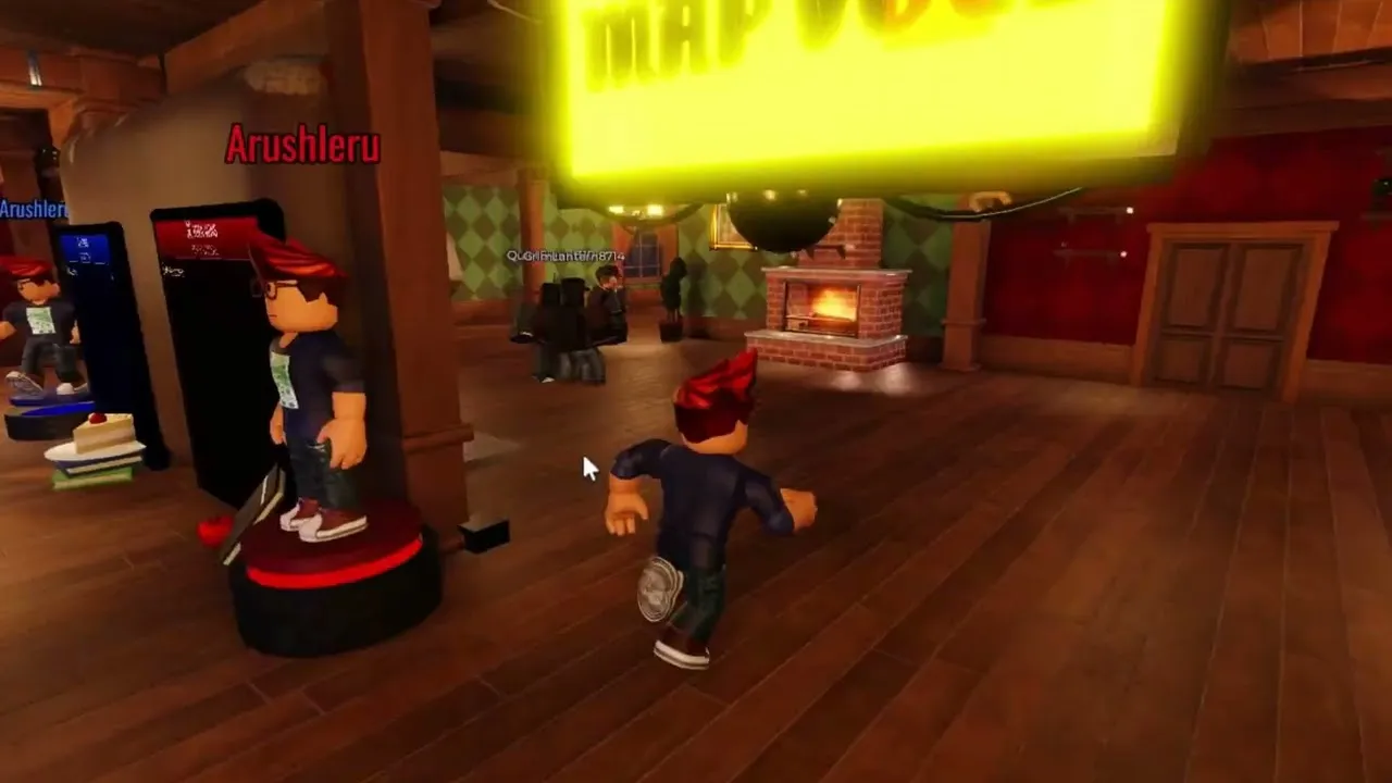 Players gathered in the SHADE lobby under a map vote board